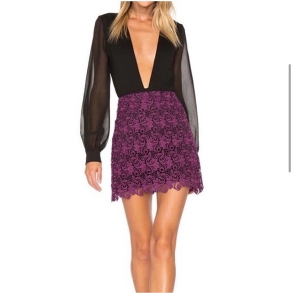 NWT Alice + Olivia Riley Lace Skirt Plum & Black Size 4